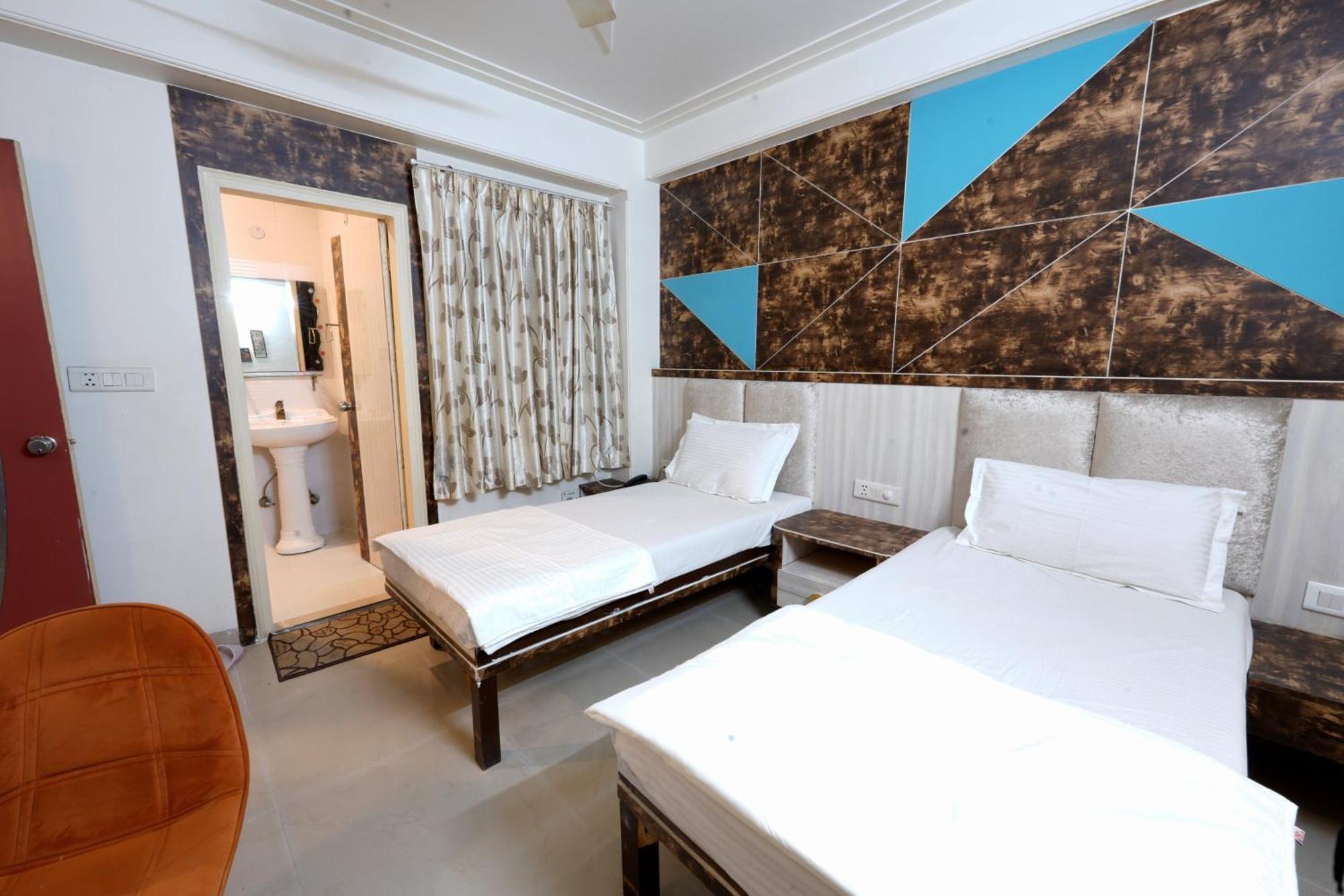 A Family Hotel Oppera Near Igi Airport New Delhi Buitenkant foto